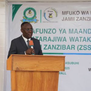 Waziri wa Fedha na Mipango Mhe.Dkt Juma Malik Akil amewasitiza wastaafu watarajiwa kutumia vizuri mafao ya kustaafu katika uwekezaji sahihi ili kuhimili maisha kipindi cha uzeeni